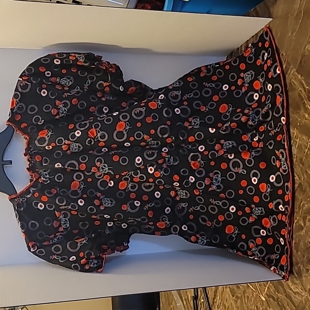 Scrub top - Picture 4 of 4